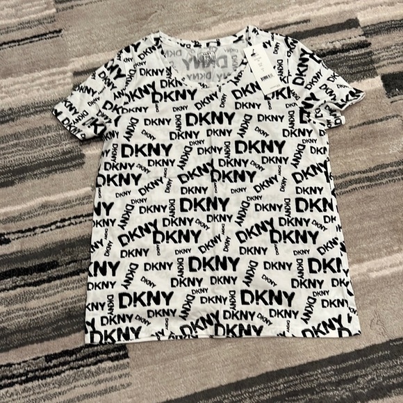 DKNY shirt